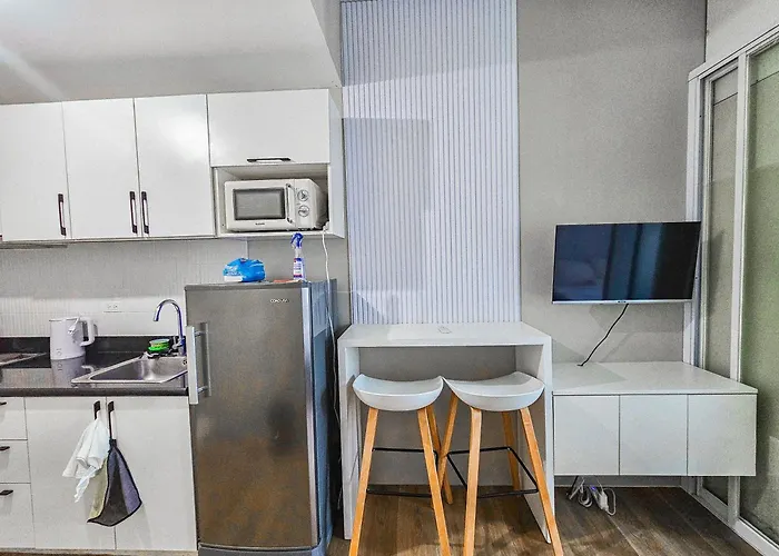 Makati Jazz Residences With Netflix Aparthotel *